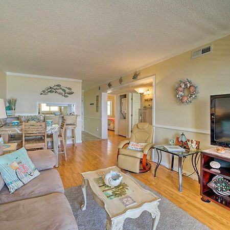 カロライナビーチBreezy Beach Retreat With 180-Degree Ocean Views!アパートメント エクステリア 写真