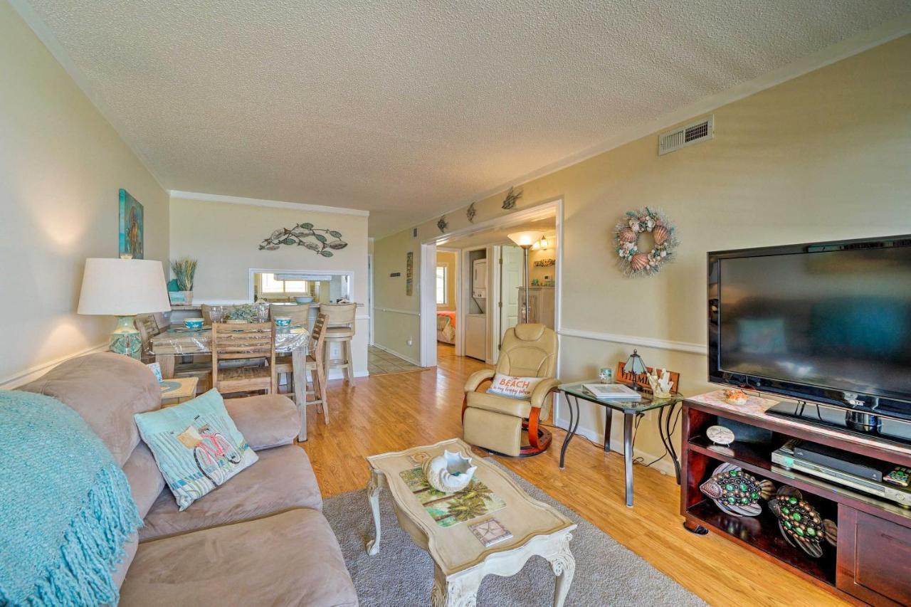 カロライナビーチBreezy Beach Retreat With 180-Degree Ocean Views!アパートメント エクステリア 写真
