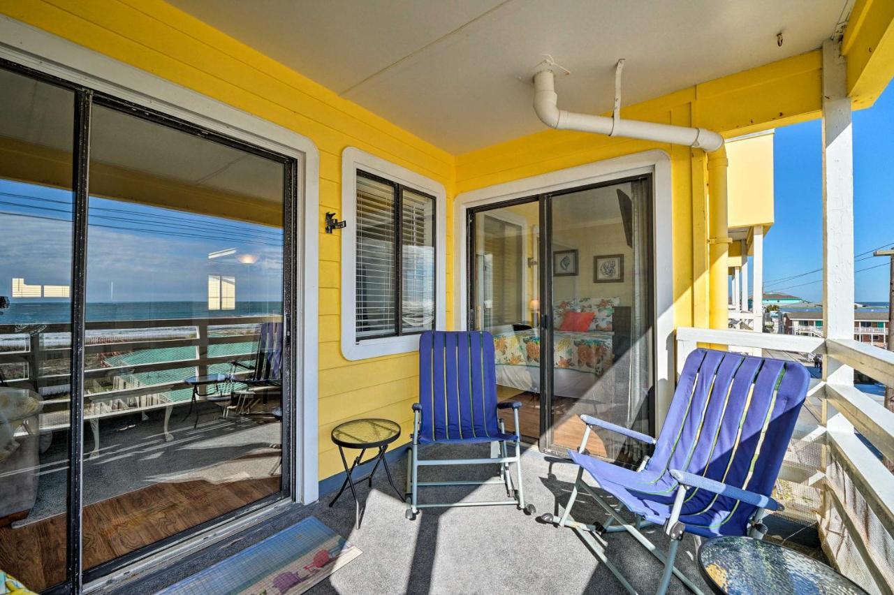 カロライナビーチBreezy Beach Retreat With 180-Degree Ocean Views!アパートメント エクステリア 写真